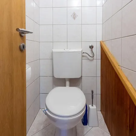 Ellen 250m From The Crikvenica